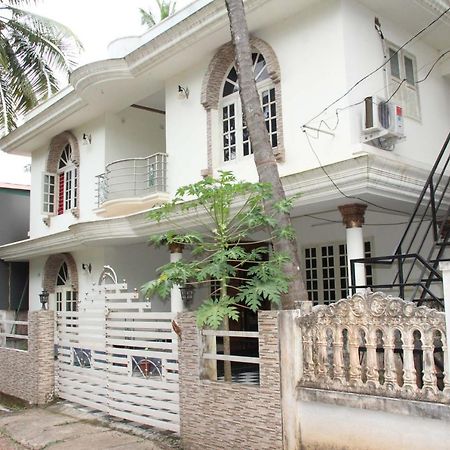 Hotel Jj'S White House Thrissur Exterior foto